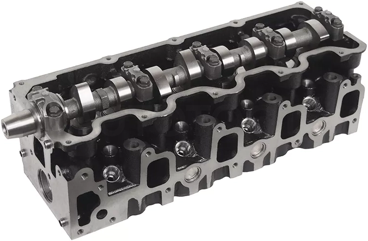 Головка блока цилиндров (в сборе) TOYOTA 2L
