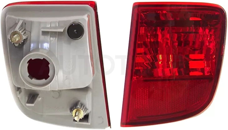 Фонарь в задний бампер Toyota Land Cruiser (J200) 07-15 / Lexus LX 07-15 (Справа)