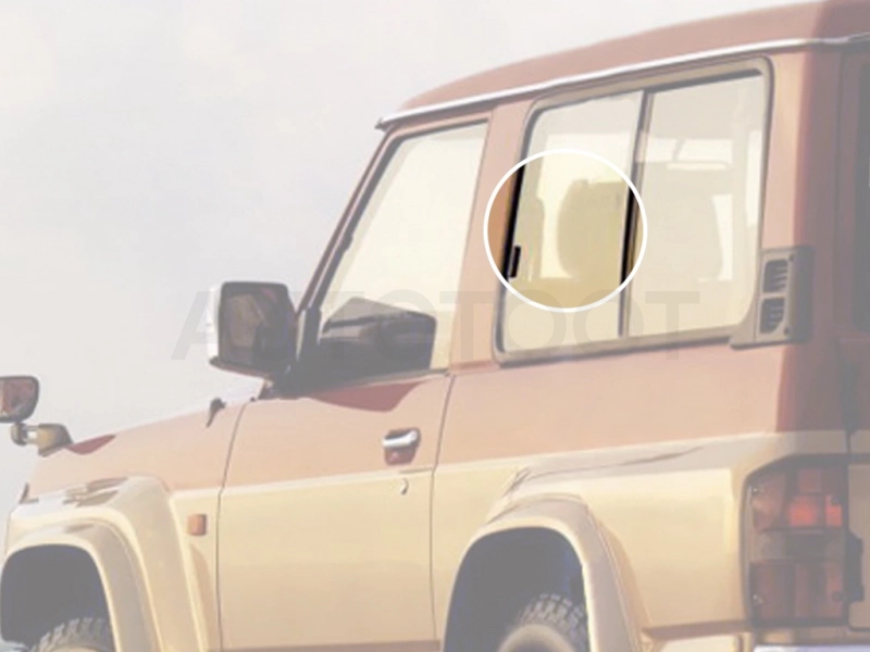 Стекло кузова среднее левое цельное -  для NISSAN PATROL