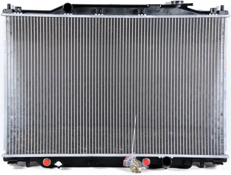 Радиатор двигателя A/T (Способ сборки сот - Паяный)