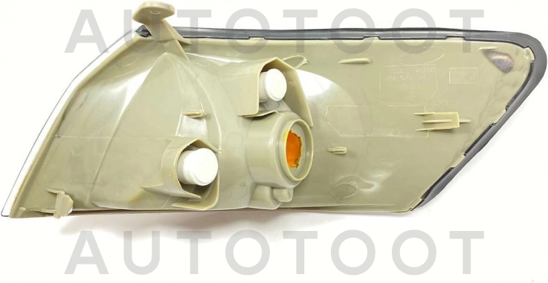 Указатель поворота угловой правый -ST3336R Sat для TOYOTA MARK II QUALIS