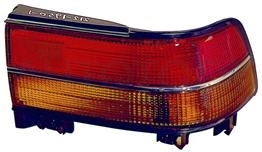 Фонарь задний правый (седан, с хромированным молдингом) -  для TOYOTA CARINA II