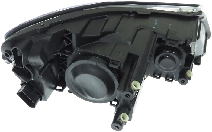 Фара левая (с электрокорректором) -ST6651118L Sat для SKODA OCTAVIA