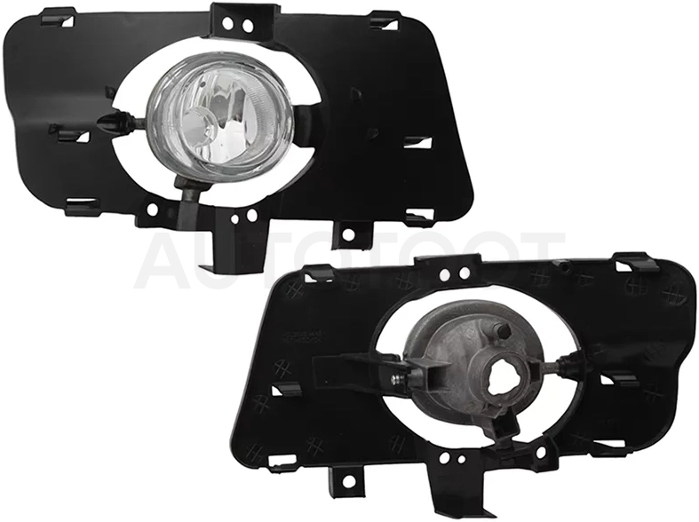 Фара противотуманная (Справа/ 4D SED) Mazda 3 03-06 / Axela 03-06