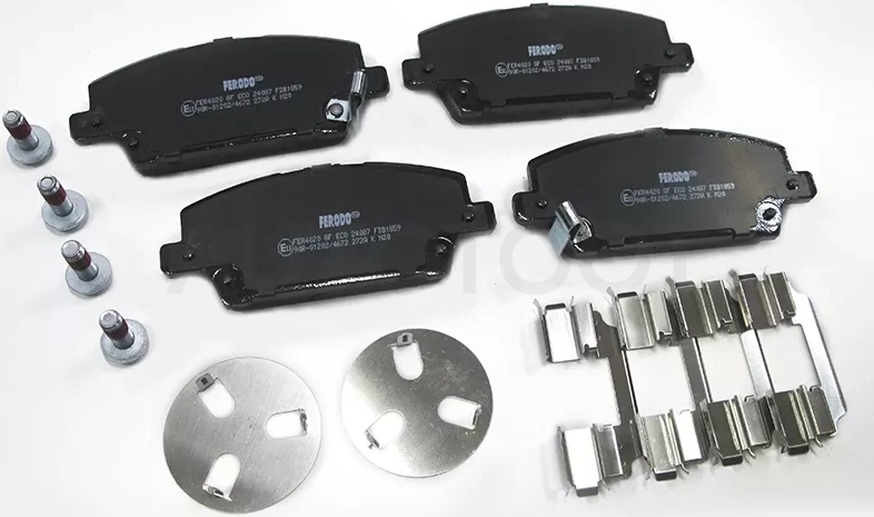 Колодки тормозные (Спереди) Honda Accord 97-03 / Civic 00-15