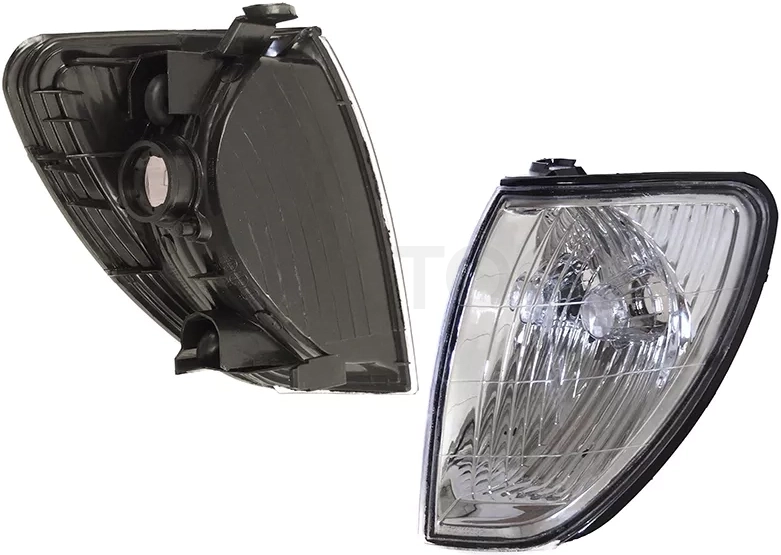 Габарит Toyota Land Cruiser (J100) 98-05 / Land Cruiser Cygnus 98-05 (Слева)