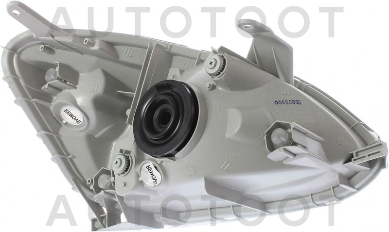 Фара левая -  для TOYOTA ECHO, TOYOTA PLATZ