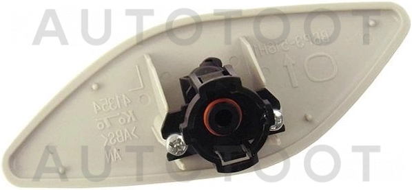 Крышка омывателя фары правая -STMZV8110C1 Sat для MAZDA 3 (AXELA)