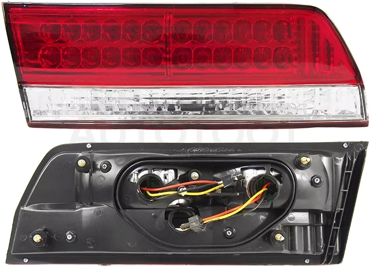 Фонарь в крышку багажника Toyota Mark II (X100) 96-00 (Слева/ Диоды)
