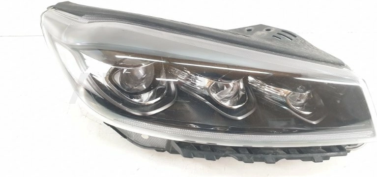 Фара правая LED -ST130044 Sat для KIA SORENTO