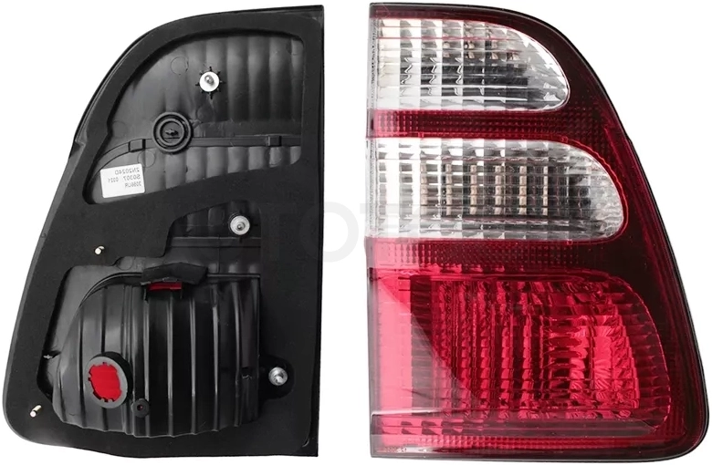 Фонарь в крышку багажника Toyota Land Cruiser (J100) 02-05 / Land Cruiser Cygnus 02-05 (Слева)