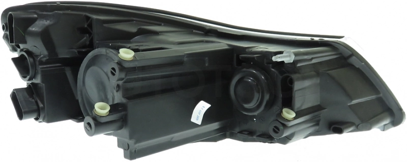 Фара левая (с электрокорректором) -ST6651118L Sat для SKODA OCTAVIA