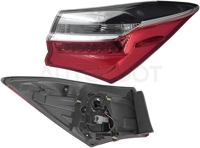 Фонарь задний Toyota Corolla (E180) 16-19 (Справа/ LED)