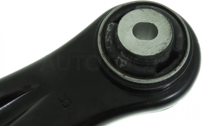 Рычаг передней подвески нижний правый -STD65134300 Sat для FORD FIESTA, MAZDA 2 (DEMIO)