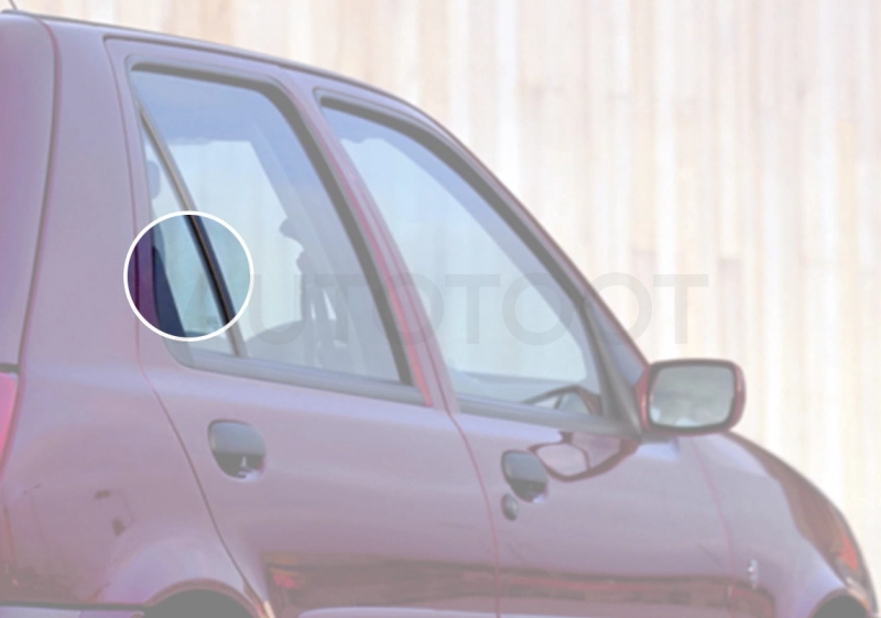 Стекло форточки (уголок) задней правой двери -  для FORD FIESTA