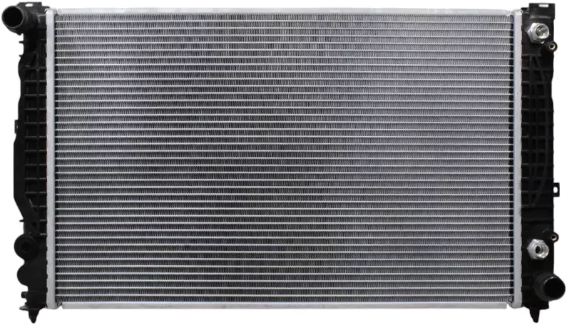 Радиатор Audi A4 94-99 / A6 97-05 / Volkswagen Passat 96-05 / Skoda Superb 02-08