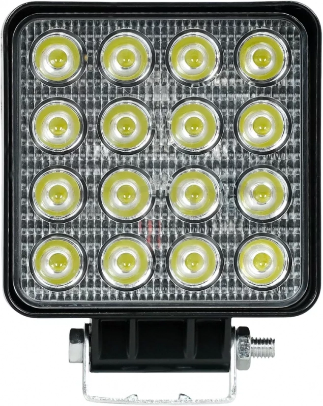 Фара светодиод. квадратная, 16LED, рассеянный свет, 48Вт, 112x112x47мм, 12/24В, PRO - Артикул ALED131 - Производитель Airline - Фото, Отзывы, Цены