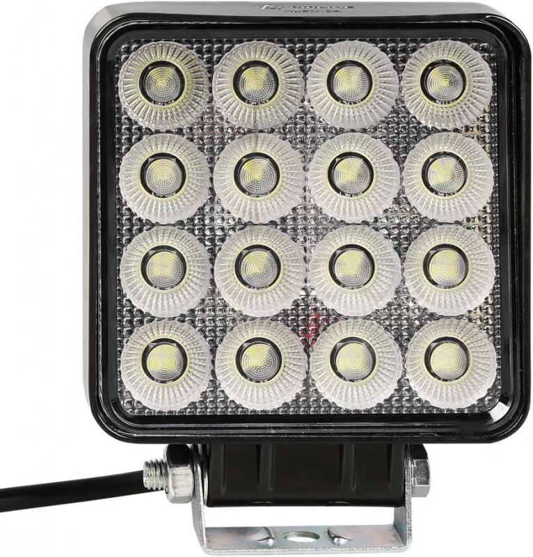 Фара светодиод. квадратная, 64LED, рассеянный свет, 32Вт, 108х108х47мм, 12/24В, PLUS - Артикул ALED106 - Производитель Airline - Фото, Отзывы, Цены