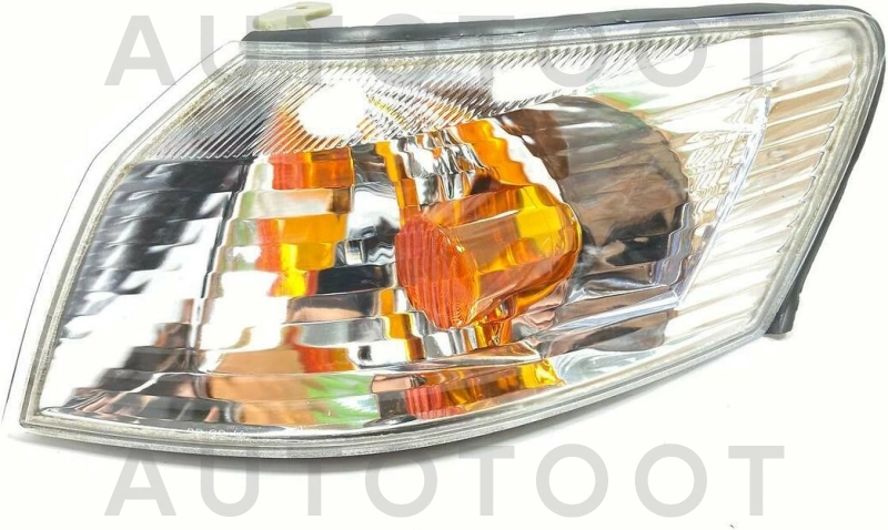 Указатель поворота угловой левый -ST3336L Sat для TOYOTA MARK II QUALIS