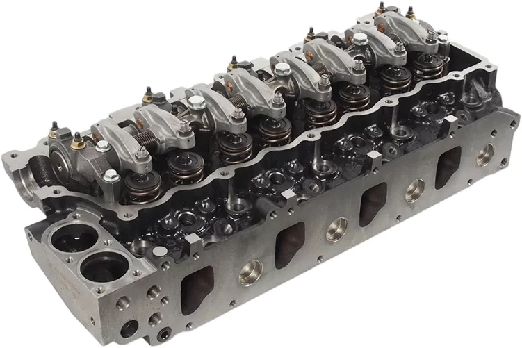 Головка блока в сборе ISUZU NPR 97- 4HG1
