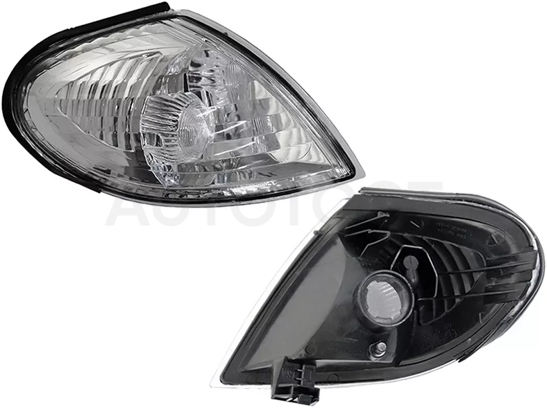 Габарит Nissan Bluebird Sylphy 00-03 (Справа/ к фаре ST-215-1188R) - Артикул ST2151592R - Производитель Sat - Фото, Отзывы, Цены