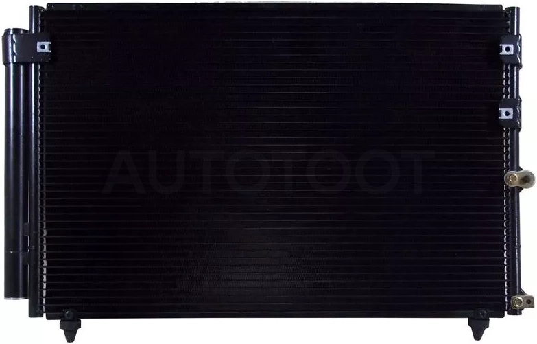 Радиатор кондиционера Toyota Mark II (X110) 00-04 / Mark II Wagon Blit 02-07 / Verossa 01-04