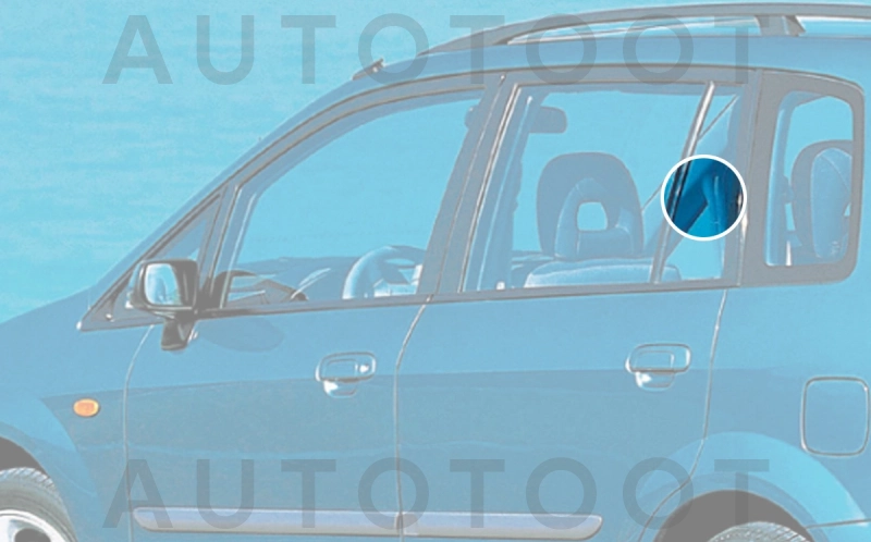 Стекло форточки (уголок) задней левой двери -  для MAZDA 5 (PREMACY)