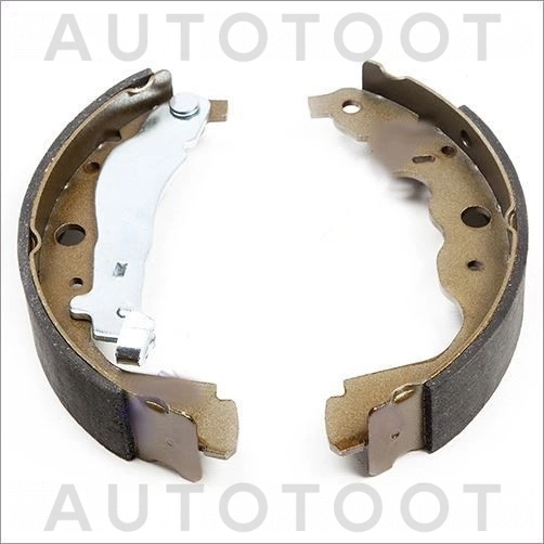 Колодки тормозные задние -BS6304 LYNXauto для NISSAN ALMERA