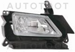 Фара противотуманная правая (с кронштейном, стандартная, AT) -  для MAZDA 3 (AXELA)