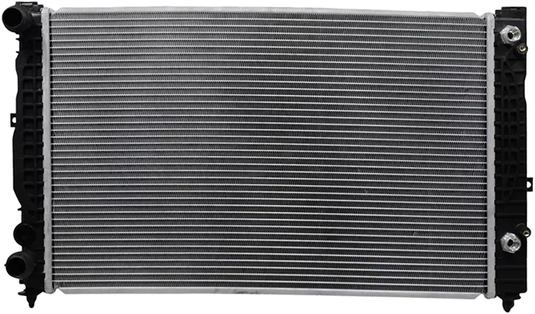 Радиатор Audi A4 94-01 / A6 97-05 / Volkswagen Passat 96-05 / Audi S6 99-04 / Skoda Superb 02-08