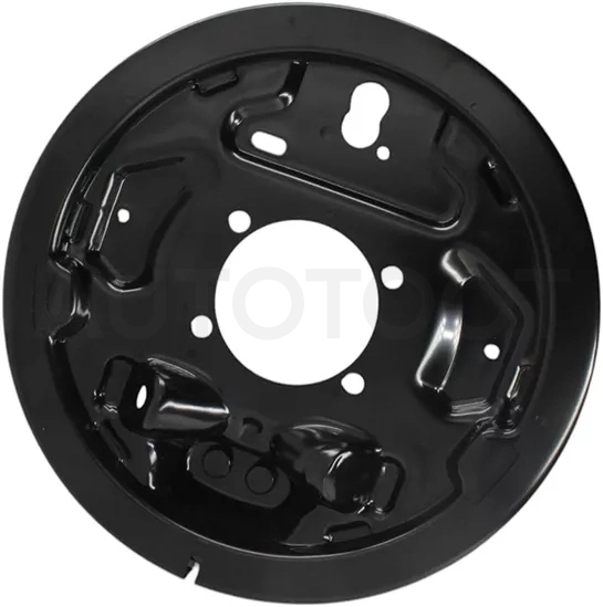 Щиток тормозного диска зад MITSUBISHI L200-06- правый