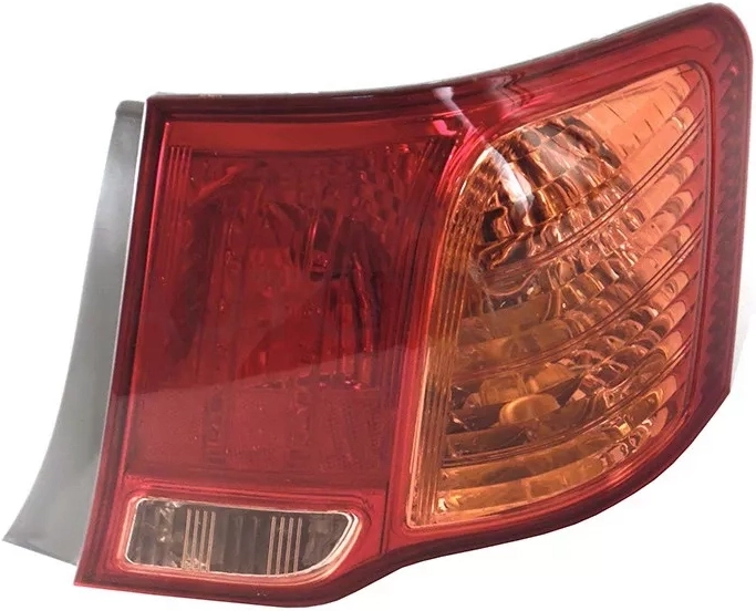 Фонарь задний Toyota Corolla Axio (E140) 06-08 (Справа/ 4D SED)