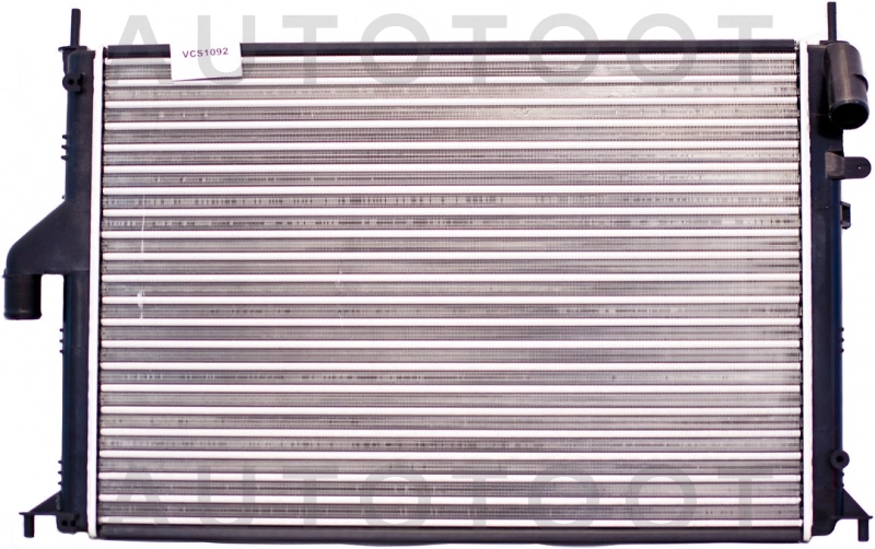 Радиатор охлаждения (с кондиционером) -RN0002082 Sat для RENAULT DUSTER, NISSAN ALMERA