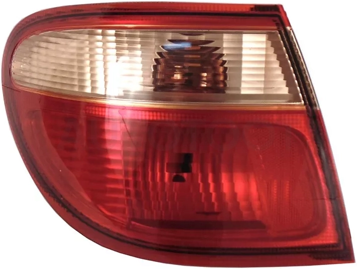 Фонарь задний Nissan Almera 00-06 / Bluebird Sylphy 00-03 (Слева/ 4D SED)