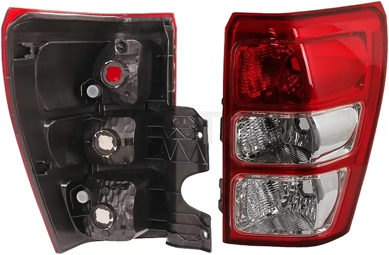 Фонарь задний Suzuki Escudo 05-17 / Grand Vitara 05-16 (Справа)