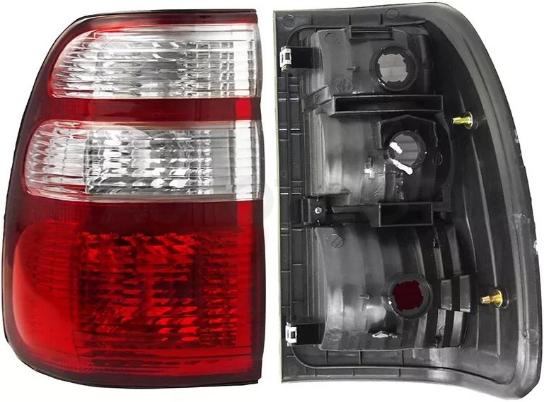 Фонарь задний Toyota Land Cruiser (J100) 02-05 / Land Cruiser Cygnus 02-05 (Слева)