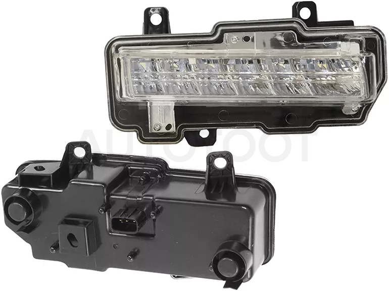 Ходовые огни Mitsubishi Pajero 14-20 (Справа) - Артикул ST21416P5R - Производитель Sat - Фото, Отзывы, Цены