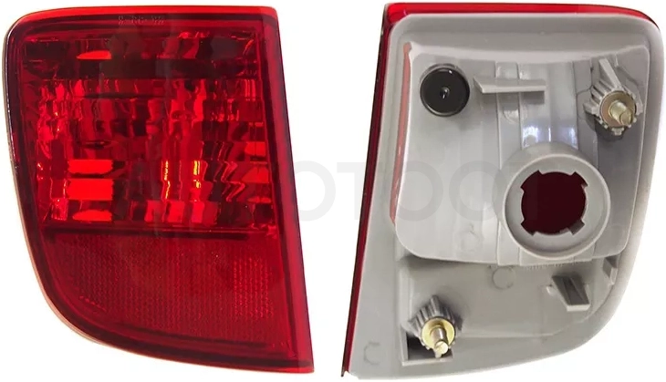 Фонарь в задний бампер Toyota Land Cruiser (J200) 07-15 / Lexus LX 07-15 (Слева)