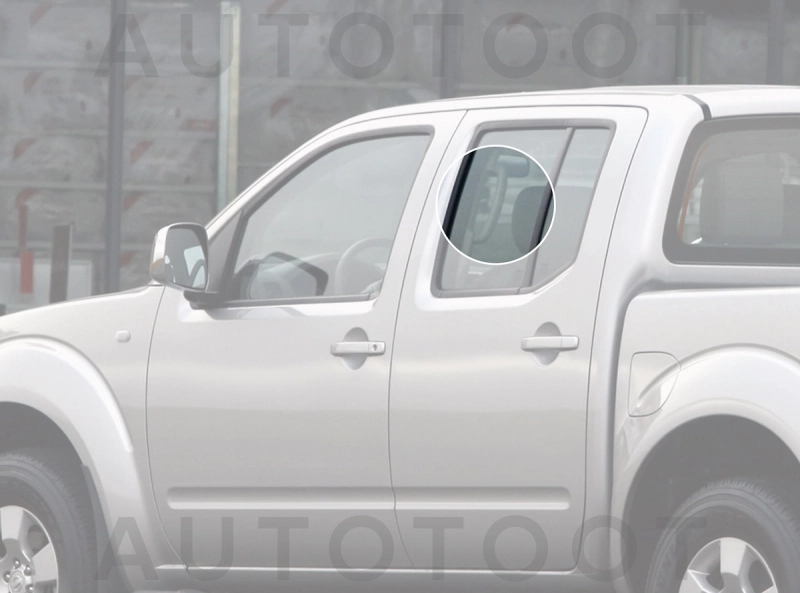 Стекло заднее левое опускное -  для NISSAN NAVARA