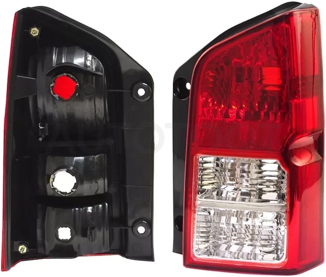 Фонарь задний Nissan Pathfinder 02-14 (Справа)