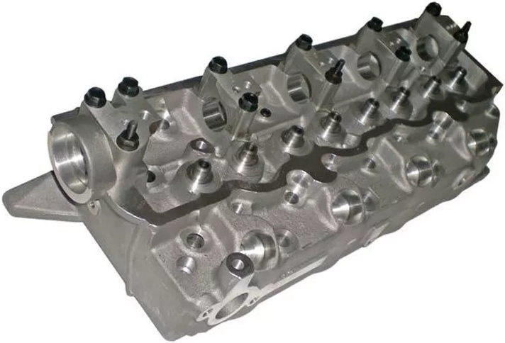 Головка блока 0.8mm MITSUBISHI DELICA/CANTER/L300/PAJERO 87-94