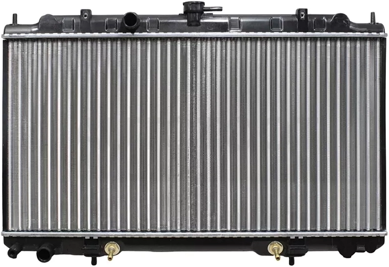 Радиатор Nissan AD 99-02 / Almera 00-06 / Primera 01-08 / Sunny 98-04 / Mazda Familia S-Wagon 98-04 / Nissan Almera Classic 06-12 / Bluebird Sylphy 00-05