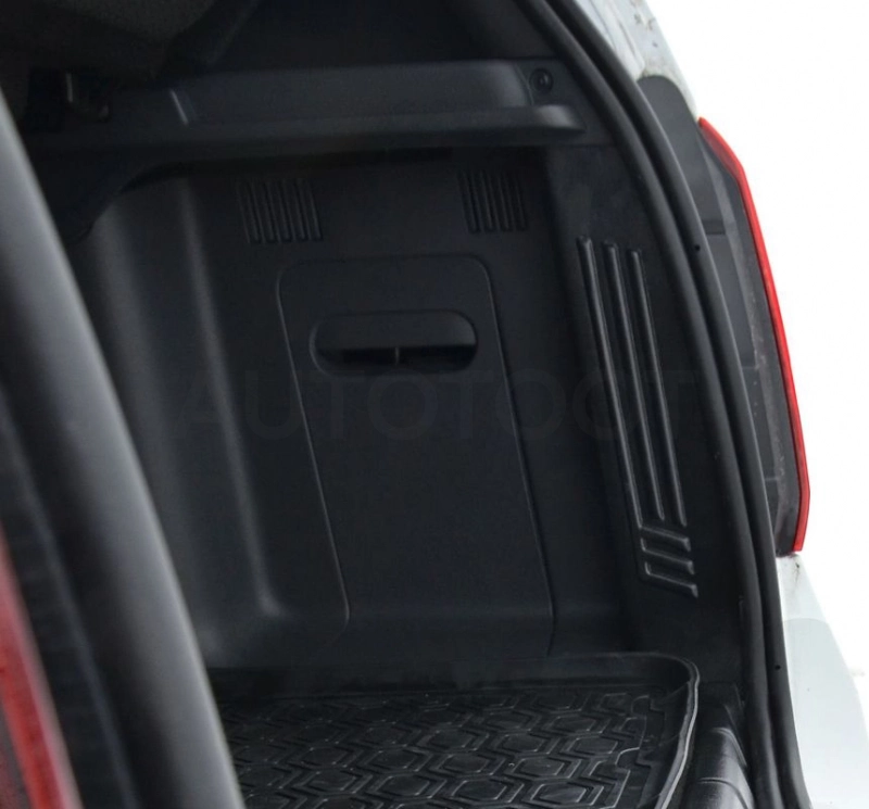 RENAULT Duster 2012- Внутренняя облицовка задних фонарей (2 шт) (ABS) - Артикул RDU112401 - Производитель PT Group - Фото, Отзывы, Цены