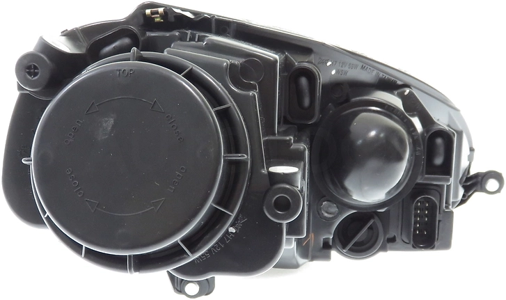 Фара левая -ST4411171L Sat для VOLKSWAGEN JETTA