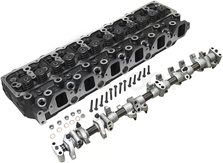 Головка блока цилиндров (в сборе) NISSAN TD42