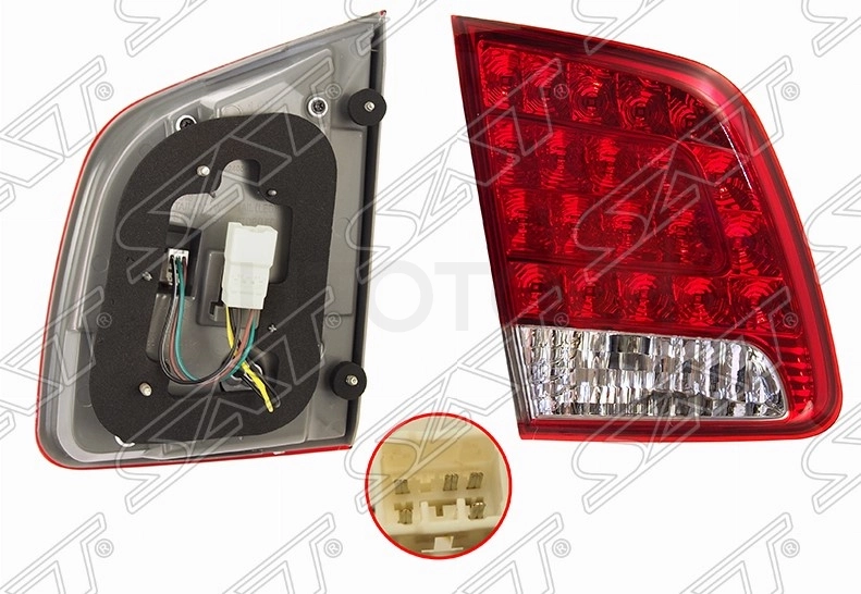 Фонарь в крышку багажника лывый LED