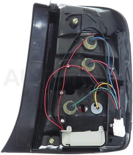 Фонарь задний левый -ST1121921L Sat для TOYOTA PRIUS