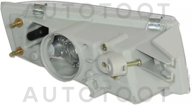 Фара противотуманная левая -ST449L Sat для TOYOTA IPSUM, TOYOTA PICNIC