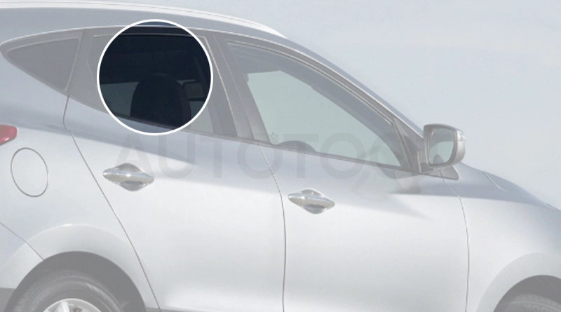 Стекло заднее правое опускное -  для HYUNDAI IX35