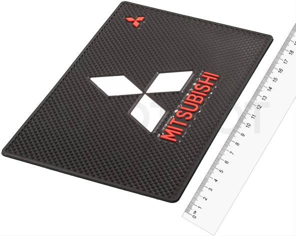 Mitsubishi Коврик панели противоскользящий SW плоский с большой эмблемой 185*115*2мм - Артикул HX01MITSUBISHI - Производитель TechWit - Фото, Отзывы, Цены